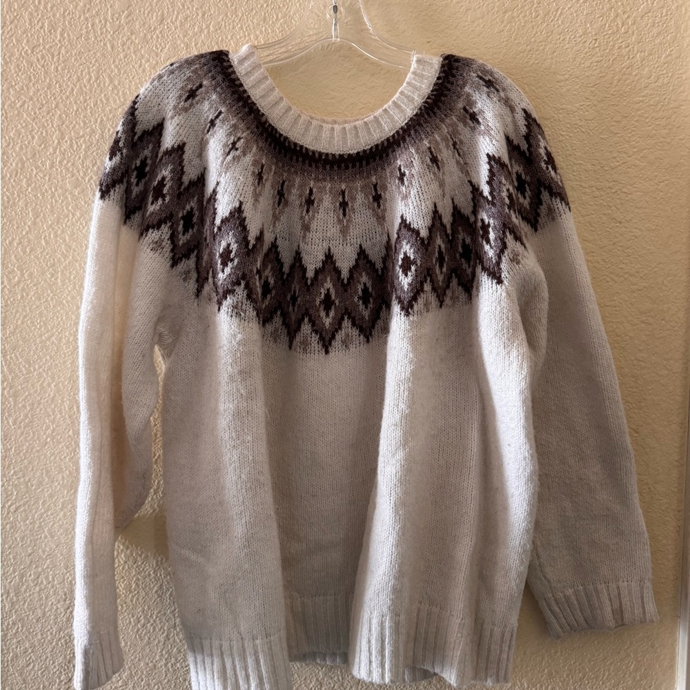 Old Navy Women's Patterned Sweater - White and Brown